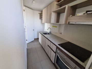 Venta de Lindo Depto. de 2 dormitorios 2 baños. Metro Ñuble.