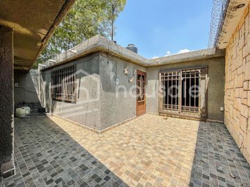 Casa en Venta, Jardines de Santa Clara. Ecatepec, Estado de México.