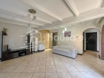 Casa en Venta, Jardines de Santa Clara. Ecatepec, Estado de México.