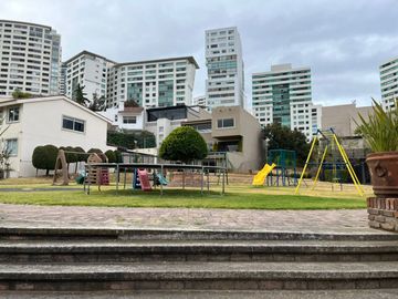 Departamento en Venta en Hacienda de las Palmas Interlomas
