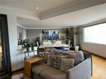 Departamento en Venta en Hacienda de las Palmas Interlomas