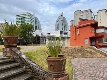 Departamento en Venta en Hacienda de las Palmas Interlomas