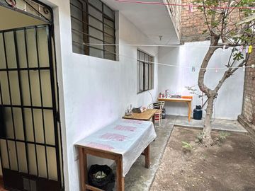 HERMOSA CASA EN VENTA EN LOS OLIVOS