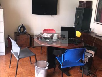 Casa en Venta en San José Insurgentes (Casa con Uso de Suelo)