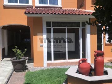 Casa en Venta en San José Insurgentes (Casa con Uso de Suelo)