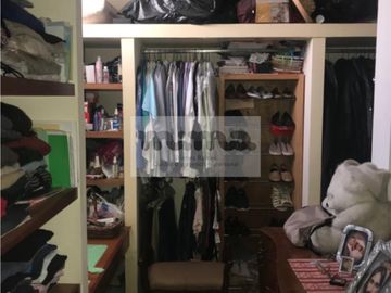 Casa en Venta en San José Insurgentes (Casa con Uso de Suelo)