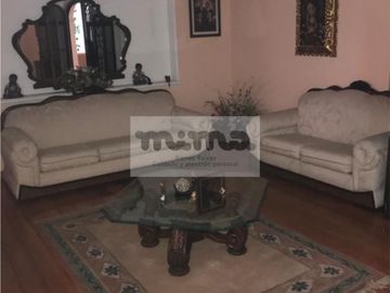 Casa en Venta en San José Insurgentes (Casa con Uso de Suelo)