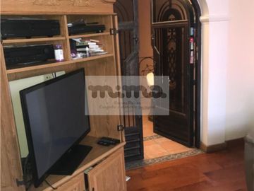 Casa en Venta en San José Insurgentes (Casa con Uso de Suelo)