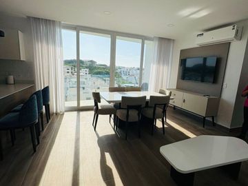 Venta de departamento amoblado de 3 habitaciones en urbanización Porto Manta.