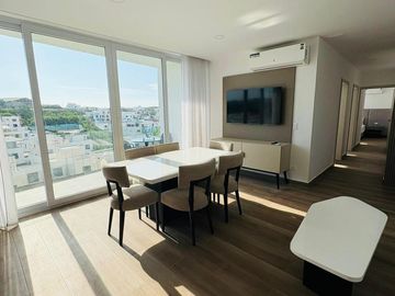 Venta de departamento amoblado de 3 habitaciones en urbanización Porto Manta.
