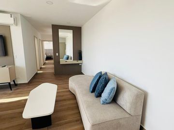 Venta de departamento amoblado de 3 habitaciones en urbanización Porto Manta.