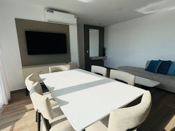 Venta de departamento amoblado de 3 habitaciones en urbanización Porto Manta.