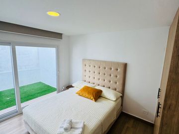 En venta Casa nueva amoblada en urbanización de Ruta Del Spondyllus en Manta.