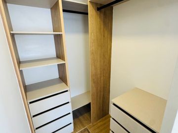 En venta Casa nueva amoblada en urbanización de Ruta Del Spondyllus en Manta.