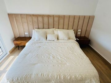 En venta Casa nueva amoblada en urbanización de Ruta Del Spondyllus en Manta.