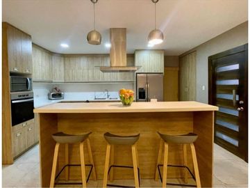 Venta de Casa amoblada de 4 habitaciones en Montecristi Golf Resort & Villas.