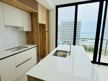 En Venta Departamento Loft con vista al mar y a la ciudad, en Barbasquillo.
