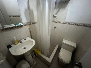 CASA EN VENTA - SAN ANTONIO DE CARAPONGO