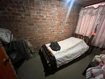 CASA EN VENTA - SAN ANTONIO DE CARAPONGO