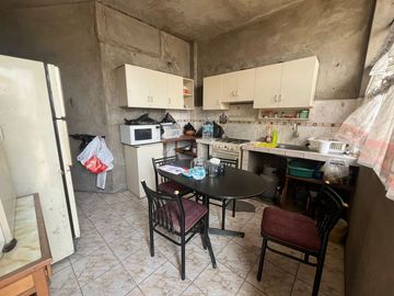 CASA EN VENTA - SAN ANTONIO DE CARAPONGO