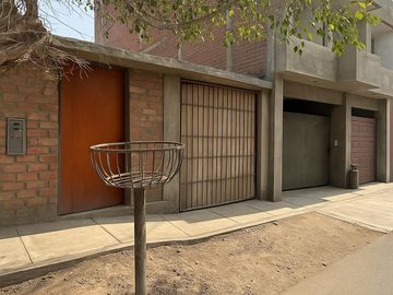 CASA EN VENTA - SAN ANTONIO DE CARAPONGO