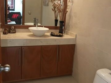 VENTA CASA MILENIO III EN COTO, AMUEBLADA O SIN AMUEBLAR, OPORTUNIDAD!