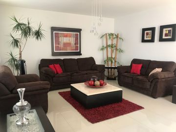 VENTA CASA MILENIO III EN COTO, AMUEBLADA O SIN AMUEBLAR, OPORTUNIDAD!