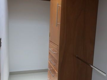VENTA CASA MILENIO III EN COTO, AMUEBLADA O SIN AMUEBLAR, OPORTUNIDAD!
