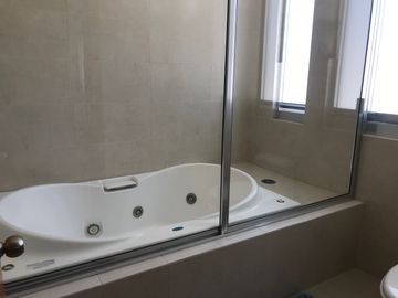 VENTA CASA MILENIO III EN COTO, AMUEBLADA O SIN AMUEBLAR, OPORTUNIDAD!