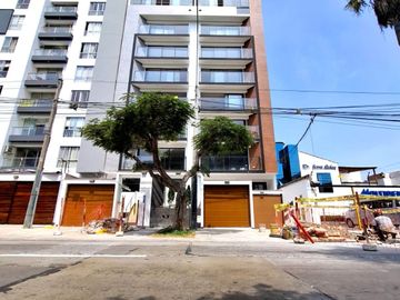 Vendo Duplex 801 y 802 de 3 Dorm + 1 Cochera de Estreno, Av San Borja Sur