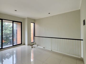 Rumah Dijual Segera 2 lantai di Discovery Bintaro 16044-SC 0811189----
