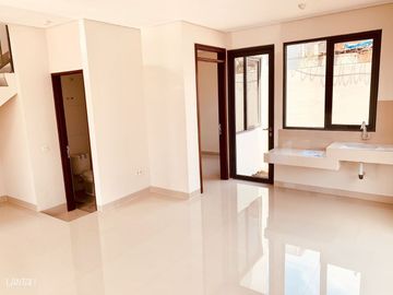 Rumah Cantik Baru Siap Huni di Kebon Kopi Kota Cimahi