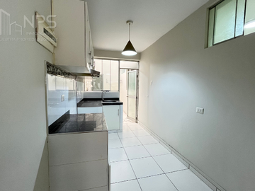 ALQUILO DEPARTAMENTO EN PRIMER PISO CERCA DE SAN GERMÁN EN SAN MARITN DE PORRES