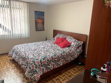 Casa rentera de venta sector la pradera con local comercial