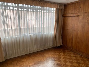 Casa rentera de venta sector la pradera con local comercial