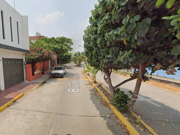 CASA DE RECUPERACIÓN BANCARIA EN CALLE BLVD CHIAPAS, BUENOS AIRES, TAPACHULA, CHIAPAS. ¡NO SE ACEPTAN CRÉDITOS!
