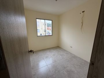 CASA 64M2, VIA A DAULE