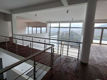 ALQUILO CASA JR. LOS ALPES - URB. ASOC. DE VIVIENDA LOS HUERTOS DE LA MOLINA  LA MOLINA