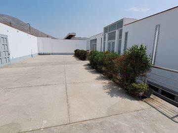 ALQUILO CASA JR. LOS ALPES - URB. ASOC. DE VIVIENDA LOS HUERTOS DE LA MOLINA  LA MOLINA