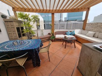 Bonito Duplex 442 m² a 1cdra del Malecón de La Reserva - Miraflores