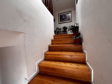 Casas Renteras con Locales en Cuenca Ecuador, Sector Av Pichincha, cerca del centro de cuenca