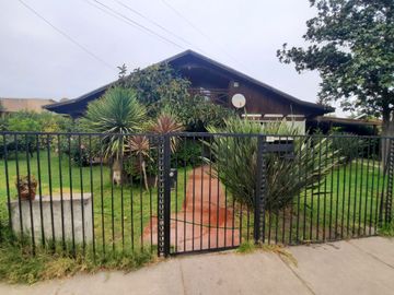 Oportunidad de Casa en Condominio en Avda Principal de Malloco, comuna de Peñaflor.