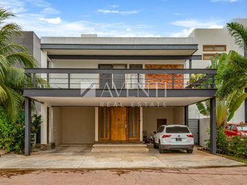 Casa en venta, Cumbres, Cancún