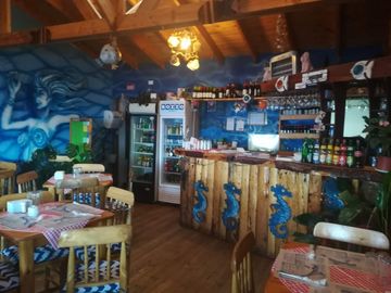 Vendo Casa Con Restaurante En Plena Av. Boyeruca, Vichuquen