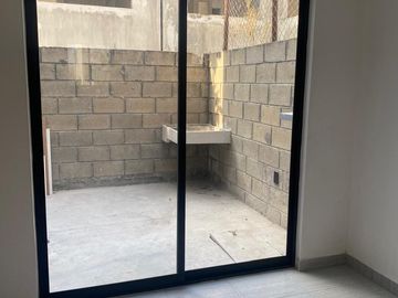 CASA EN VENTA DE OPORTUNIDAD