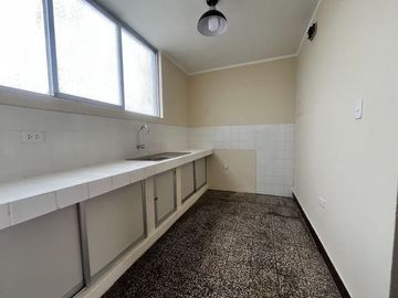 Vendo departamento en Urb. Palomino, cerca a la PUCP y San Marcos