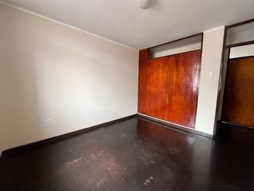 Vendo departamento en Urb. Palomino, cerca a la PUCP y San Marcos