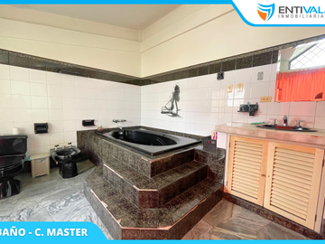 VENDO CASA más 2 suites en Los Rosales – Segunda Etapa