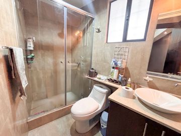 $92.500 - Departamento de 92m² con Pátio, sector Los Laureles