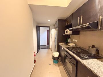 $92.500 - Departamento de 92m² con Pátio, sector Los Laureles
